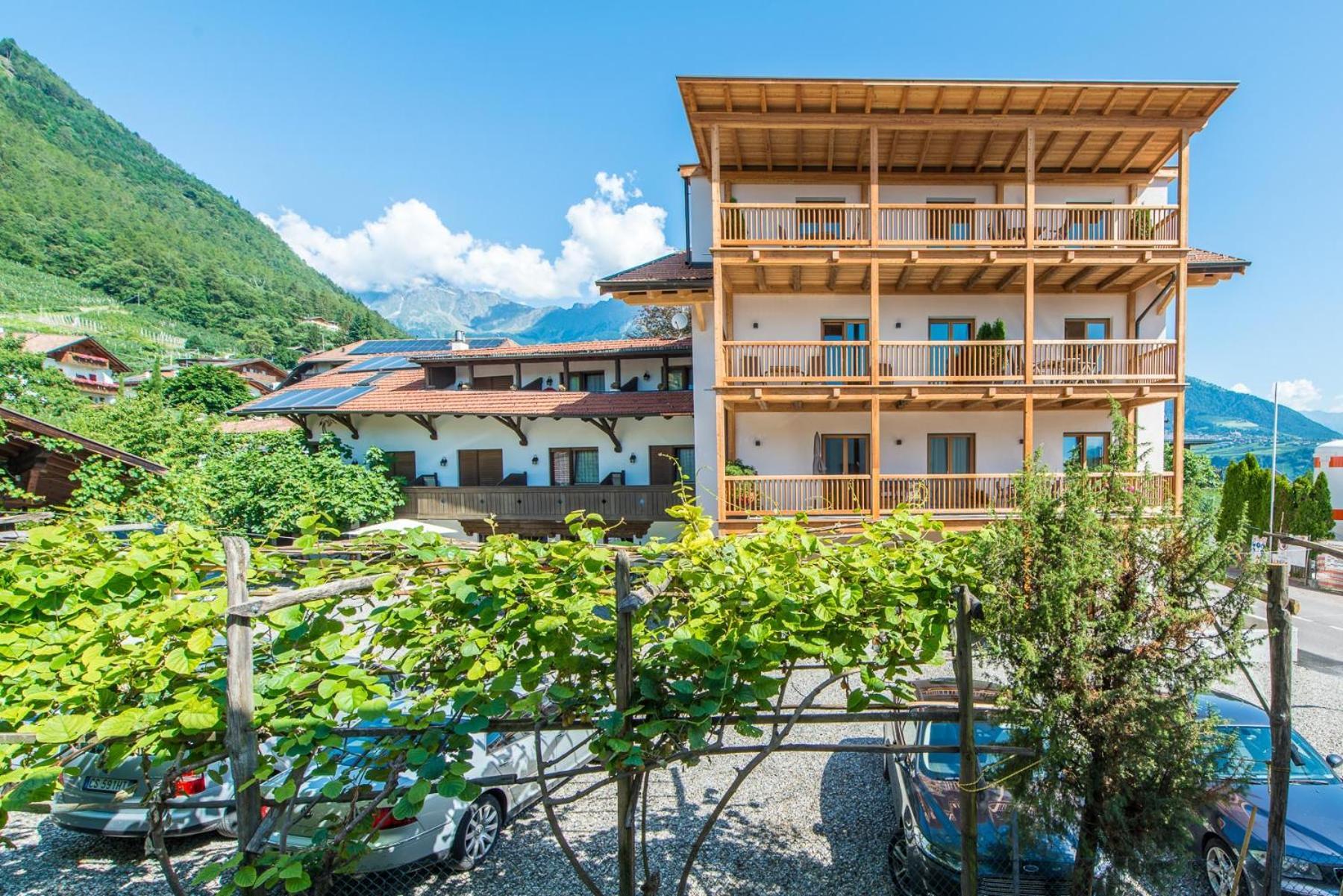 Hotel Garni&Apartments Bründlerhof Marling Exterior foto